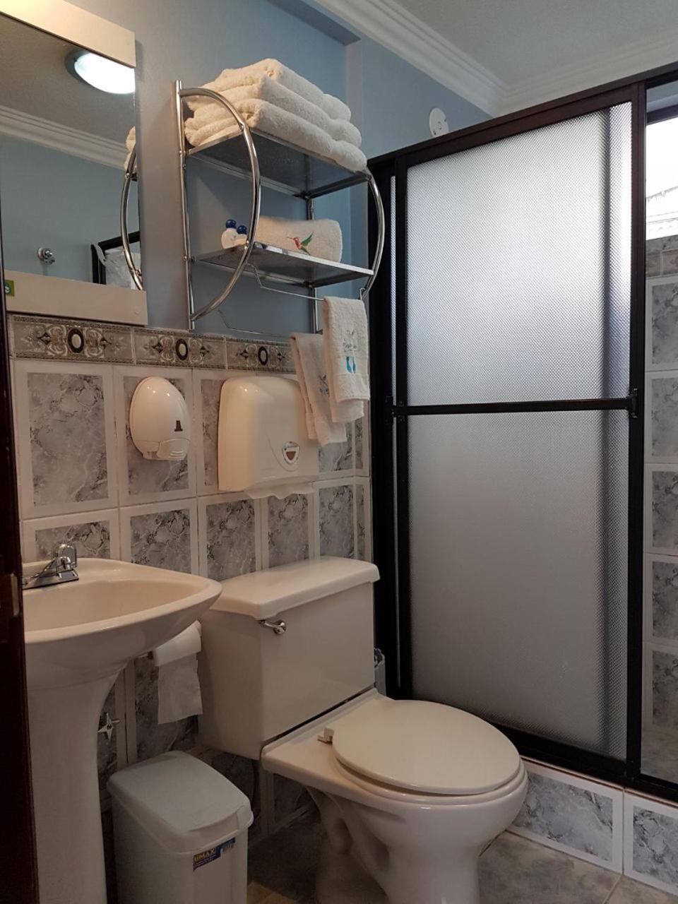 키토 Kinde House B&B 객실 사진