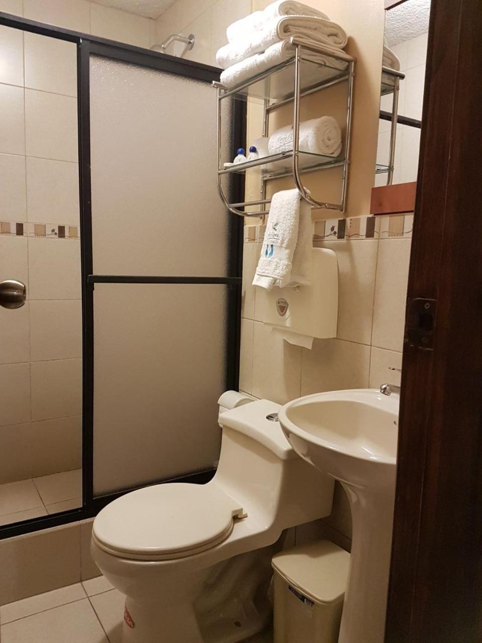 키토 Kinde House B&B 객실 사진
