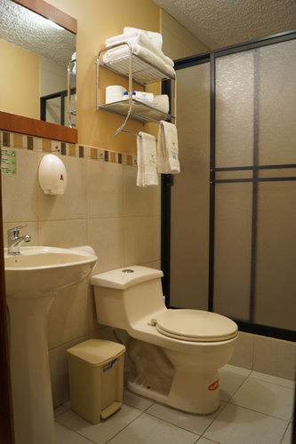 키토 Kinde House B&B 외부 사진