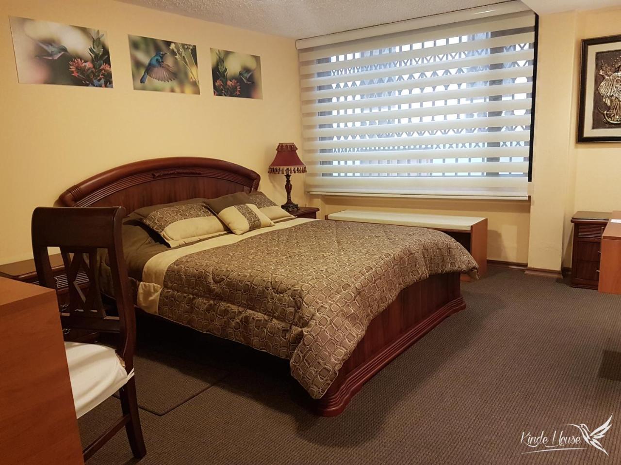 키토 Kinde House B&B 외부 사진