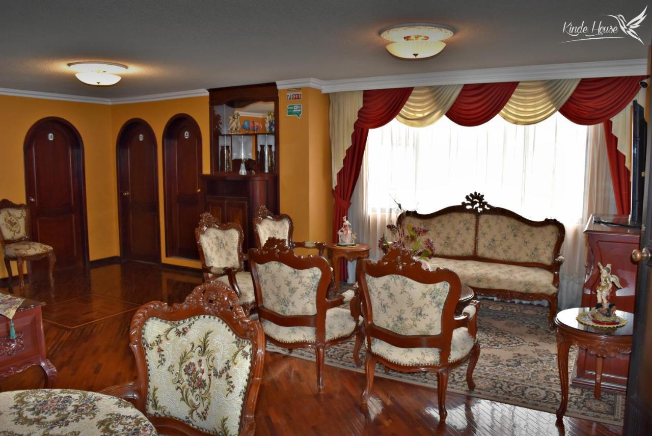 키토 Kinde House B&B 외부 사진